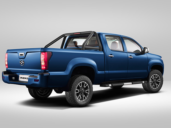 N2 Left Hand Drive Double Cab Pickup Truck